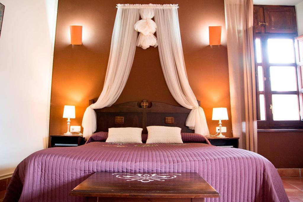 Hôtel Hospederia Virgen De La Fuente à Peñarroya de Tastavins Extérieur photo